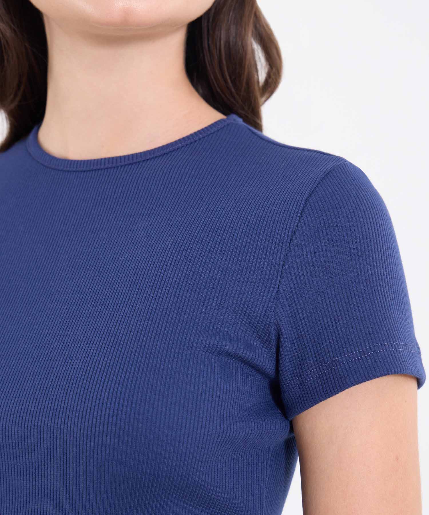 CAMISETA CROP TOP MANGA CORTA 40092694 - Image 4