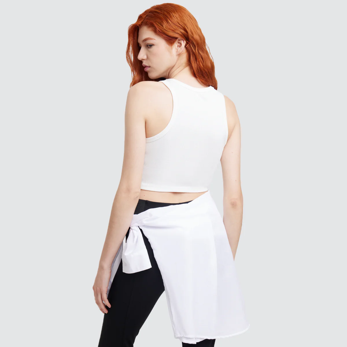 CAMISETA CROP TOP MUJER MANGA SISA CUELLO REDONDO EN RIB UNICOLOR 40091498 - Image 3