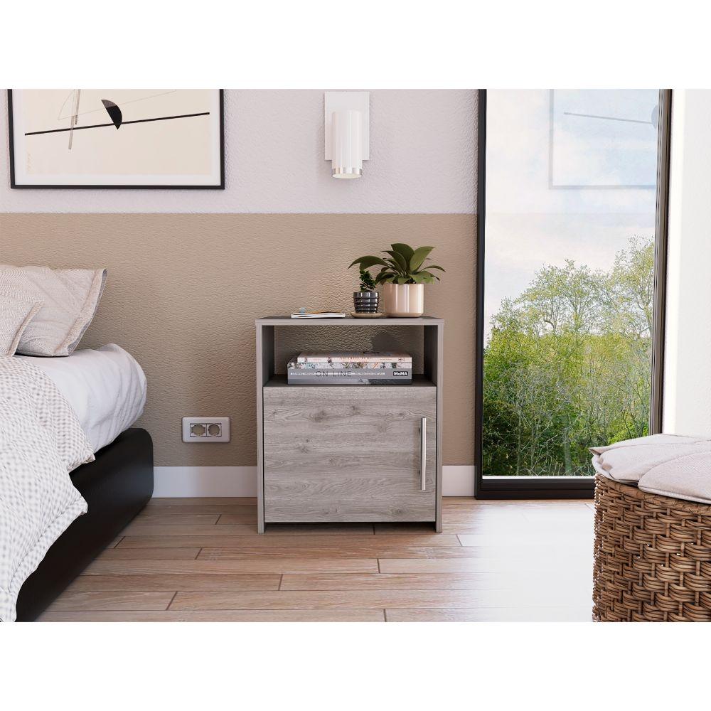 MESA DE NOCHE BRAIL, HUMO, CON ESPACIO PARA COLOCAR OBJETOS DECORATIVOS ZF - Image 5