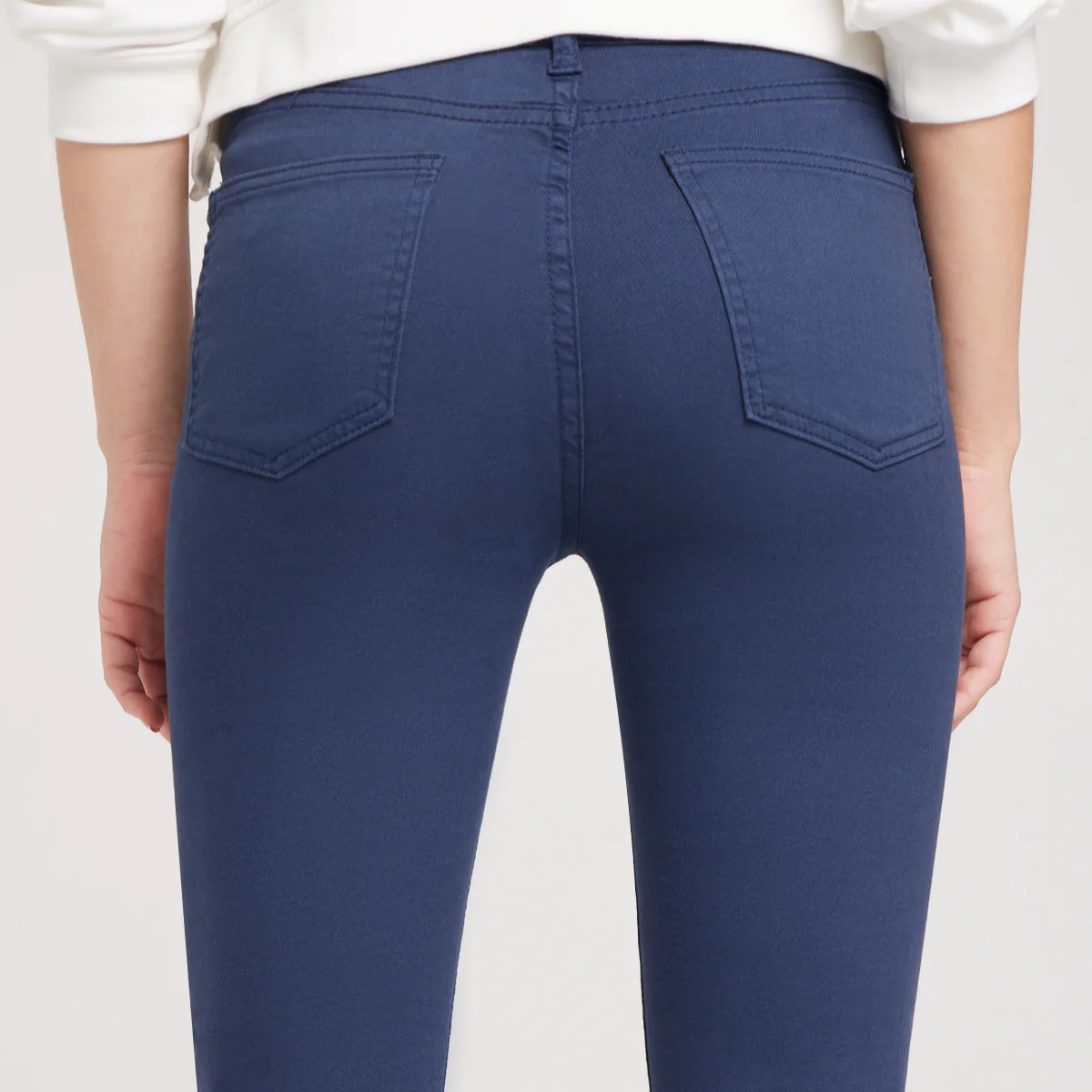 PANTALON DE MUJER DRIL UNICOLOR 5 BOLSILLOS 40070311 - Image 4