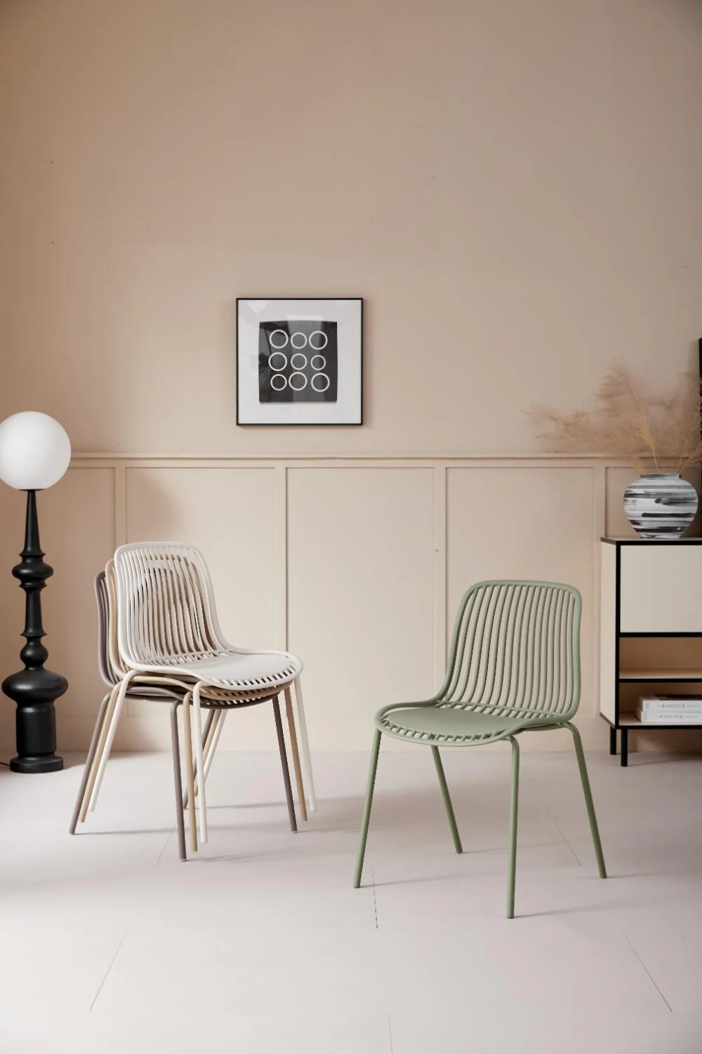 Silla Barcelona, Color Beige, Con espaldar en lineas diseño moderno - Image 10