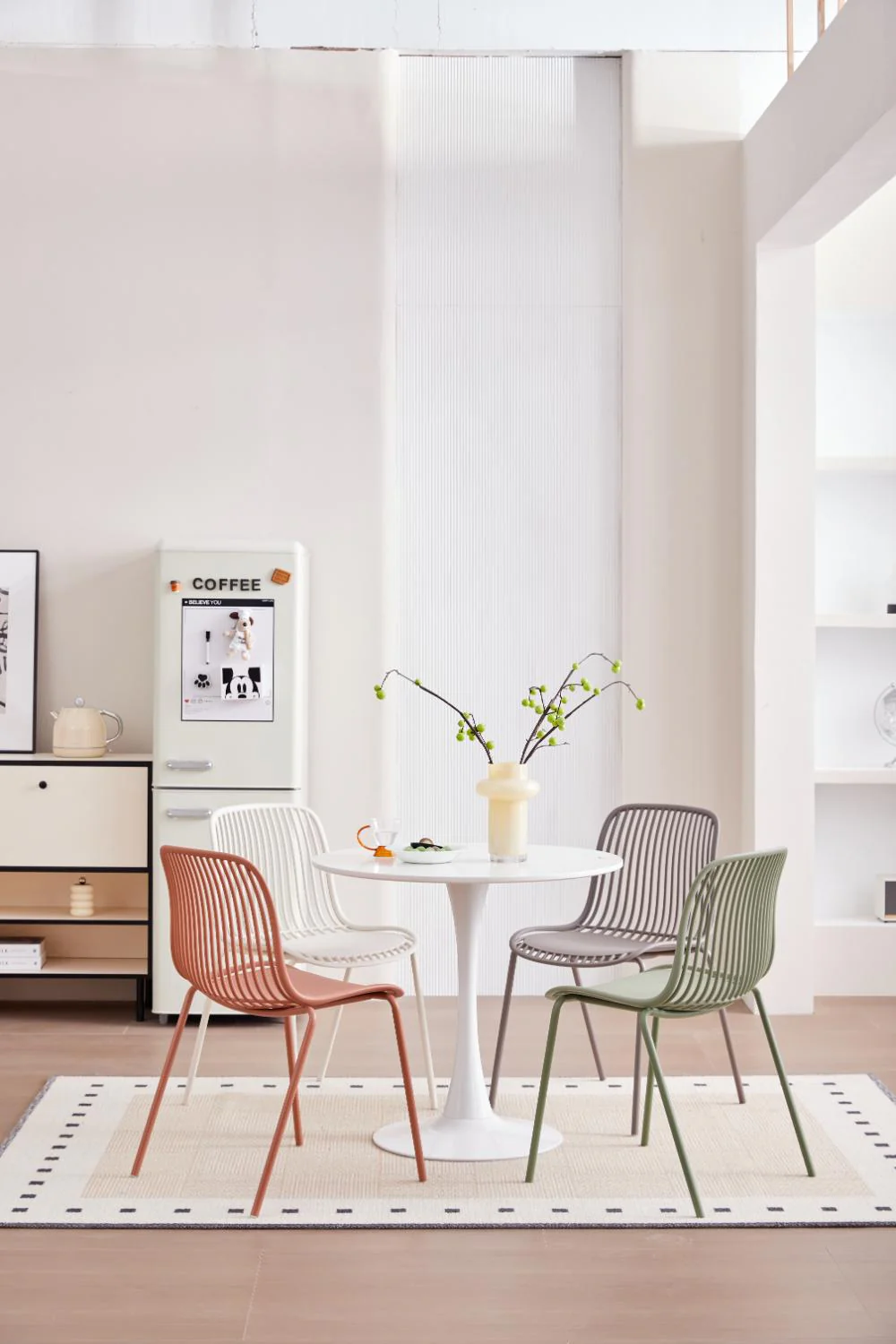 Silla Barcelona, Color Beige, Con espaldar en lineas diseño moderno - Image 15