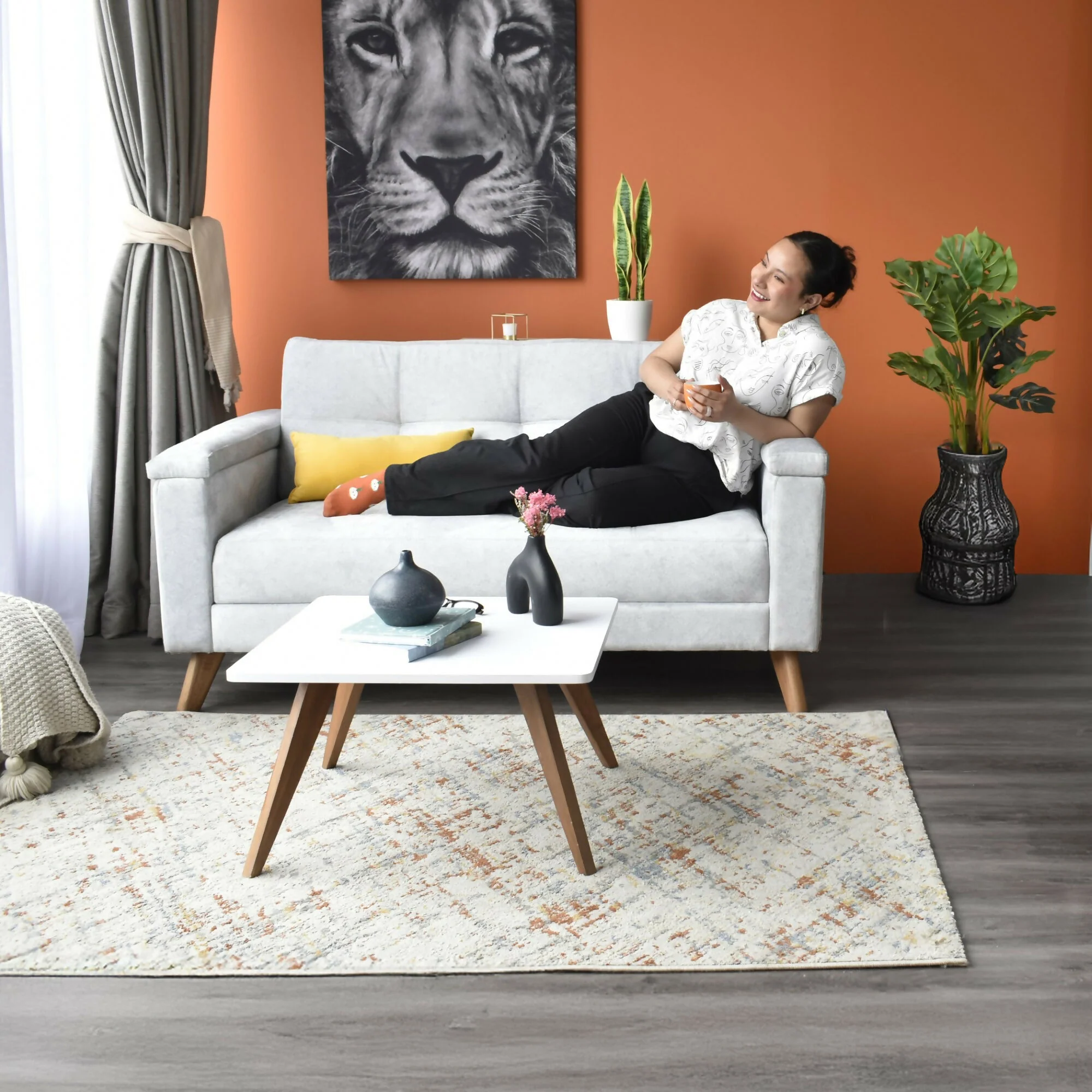 SOFA CARTER 2 PUESTOS 150X83X84 CON APOYA BRAZOS TELA PLATA - Image 6